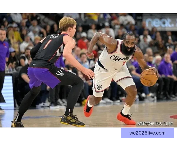 阿特金森称球队心智更成熟哈登临场判断决策能力表现令人赞叹与信赖